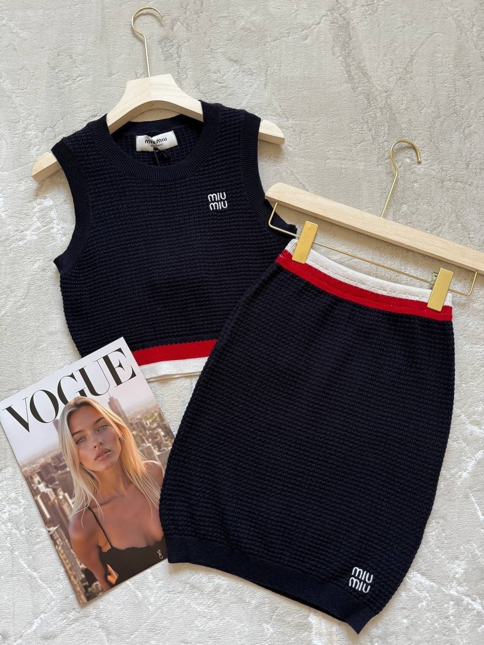 тонкий трикотаж,летние костюмы,трикотажные костюмы,стильные костюмы,костюм с юбкой и топом