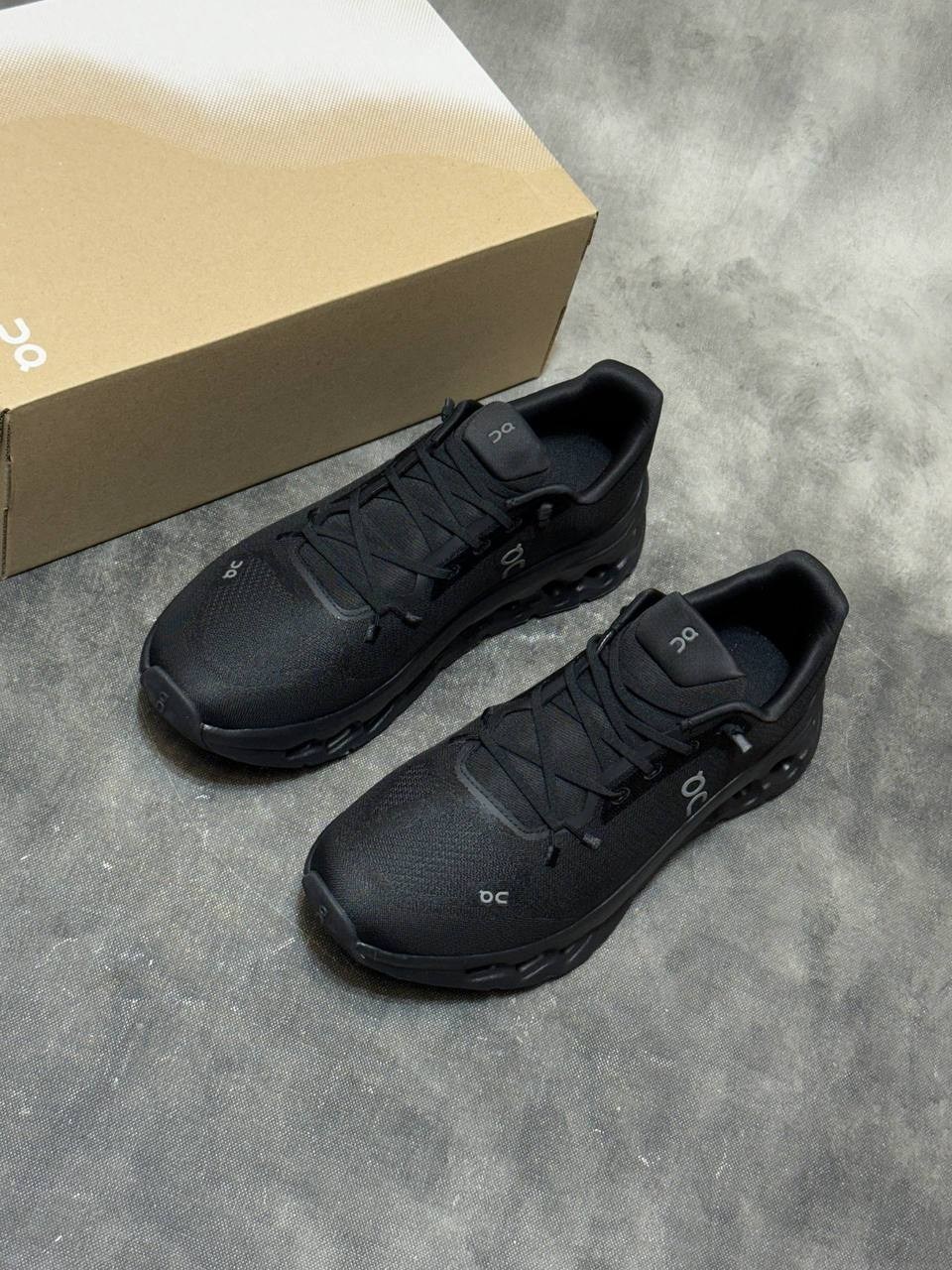 кроссовки,мужские кроссовки,,черные кроссовки,спортивная