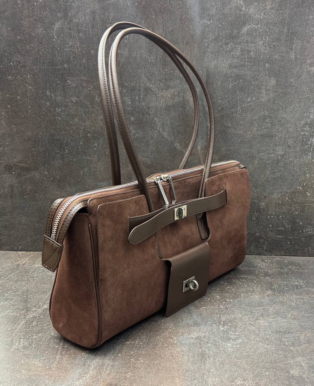 женская замшевая коричневая сумка,замшевая сумка,сумка balenciaga bel air женская замшевая vera pelle,эконика сумка замшевая коричневая,женская замшевая сумка balenciaga коричневая с кожаными вставкам