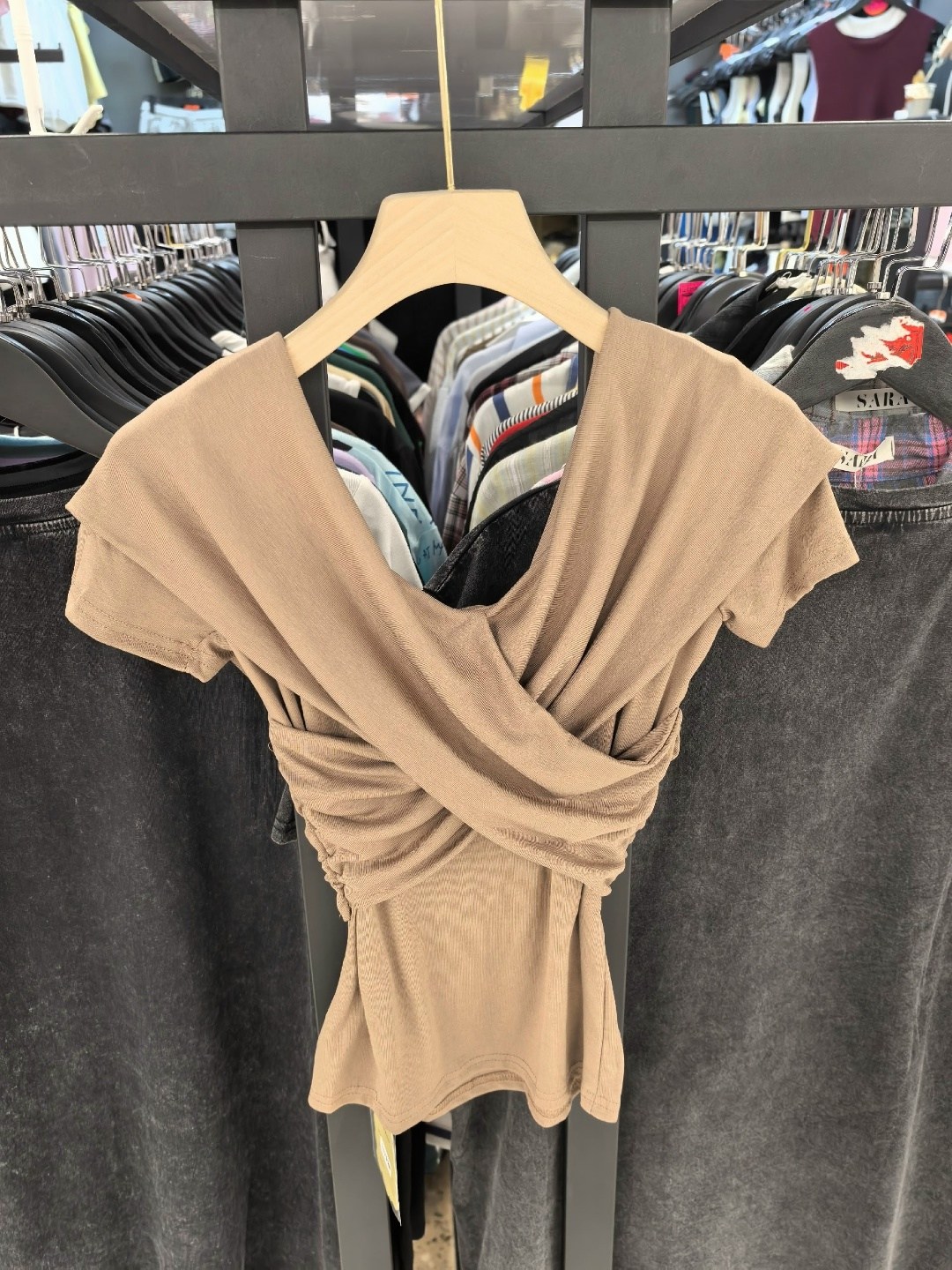 блузка модная,футболки женская,элегантные топы,блузка базовая