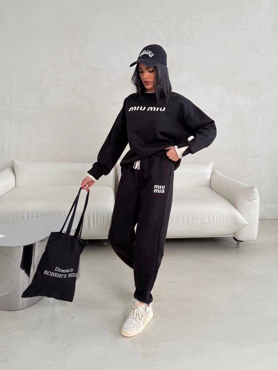 костюм спортивный miu miu,спортивный костюм женский на флисе,костюм женский на флисе,женский спортивный костюм,костюм спортивный женский повседневный