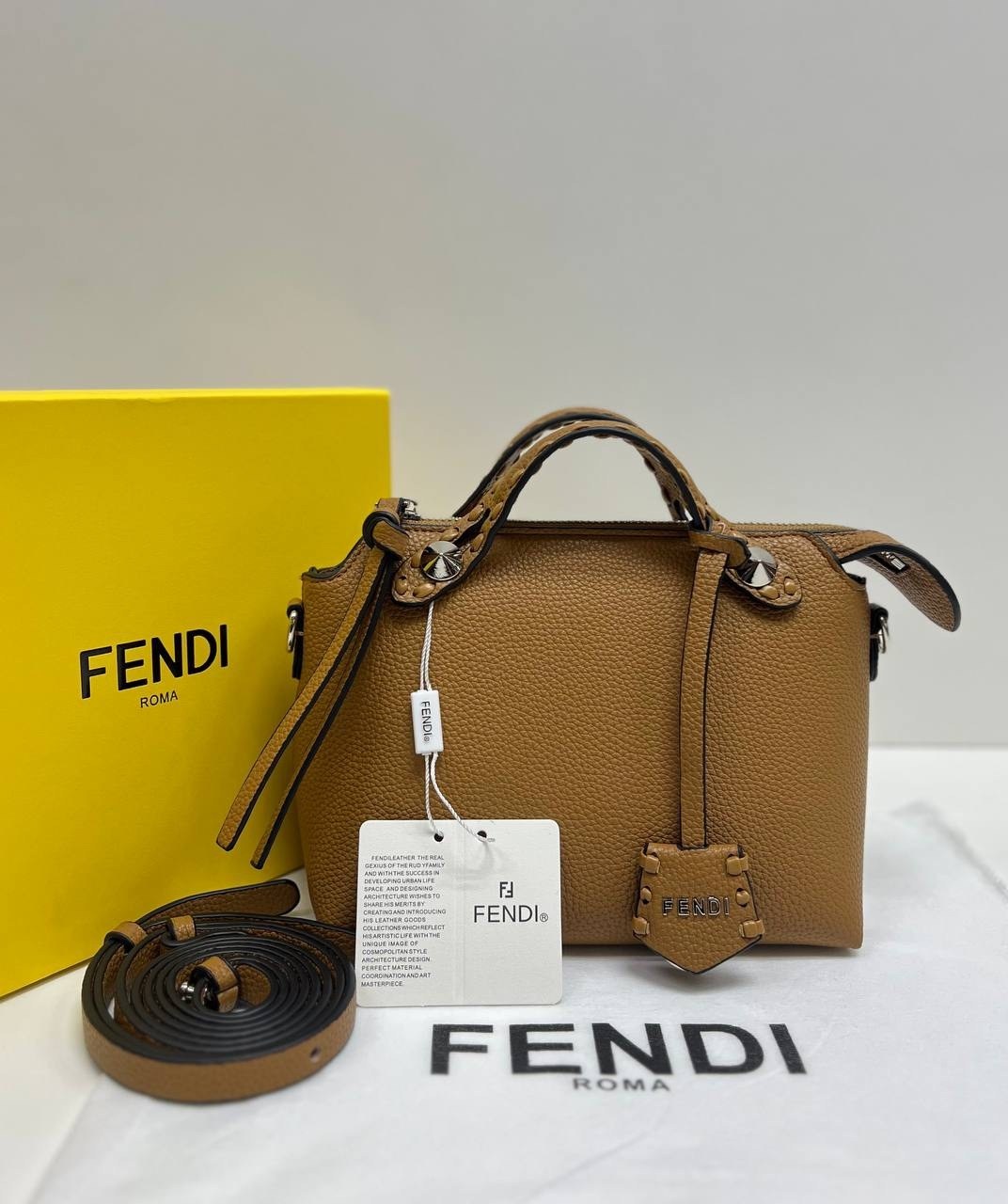 fendi fendi,сумка fendi,fendi сумка на плечо,женская сумка fendi,сумка fendi peekaboo