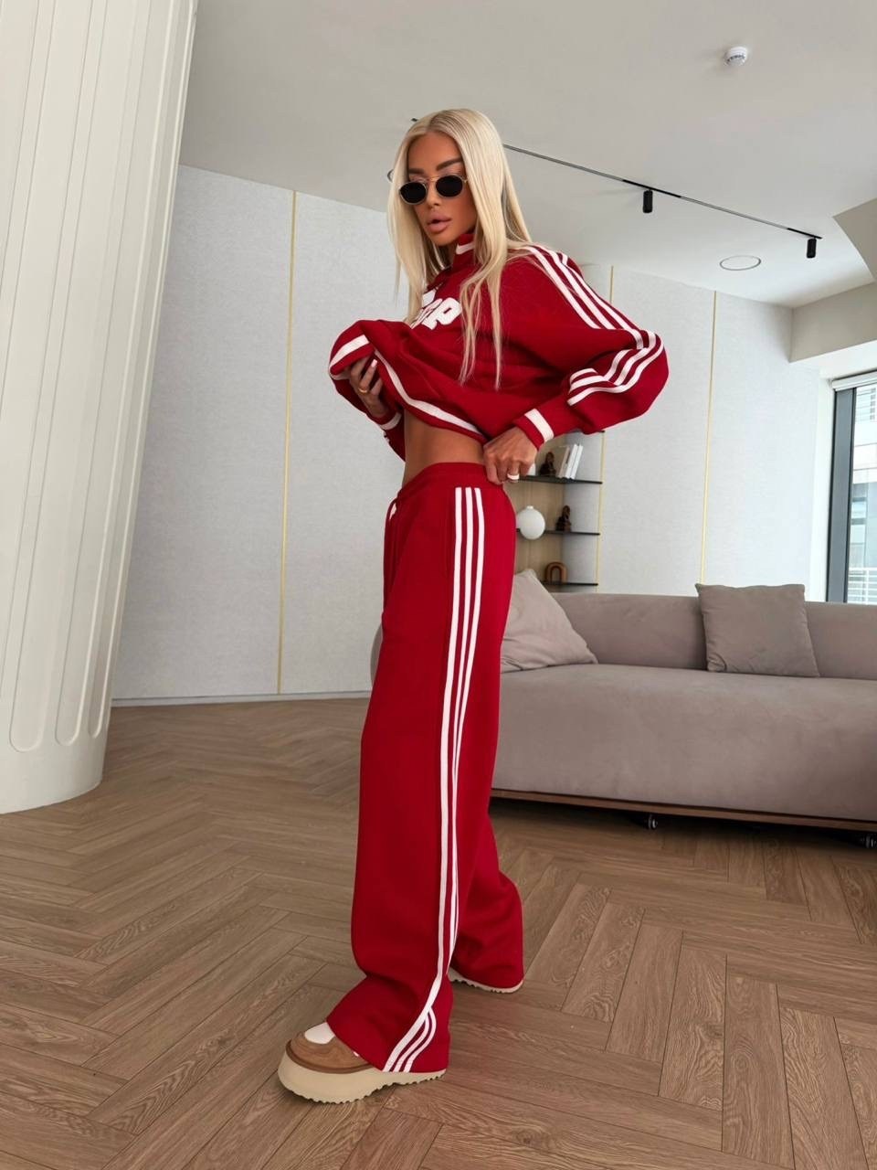 спортивные костюмы,спортивный костюм женский,красные спортивные женские костюмы,спортивные костюмы двойка,костюм спортивный теплый