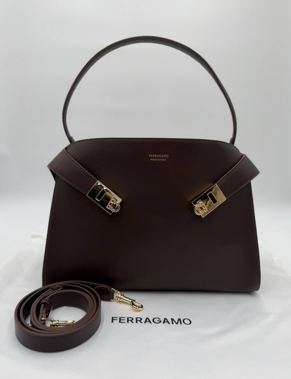 сумка fendi peekaboo,сумка фенди,бежевая сумка fendi peekaboo,сумка,женская сумка fendi