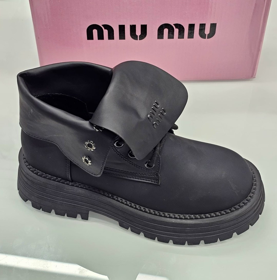 ботинки замшевые miu miu,ботинки миу миу натуральные замшевые miu miu,ботинки miu miu,ботинки женские miu miu,ботинки миу миу натуральные замшевые