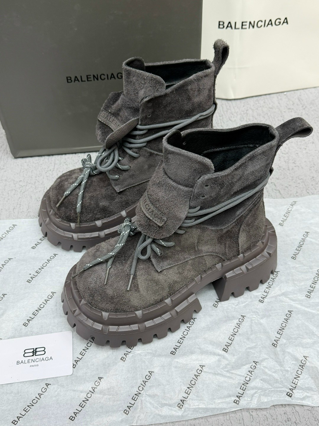 ботинки осенние balenciaga,ботинки balenciaga арт вх101,ботинки женские balenciaga,ботинки balenciaga,