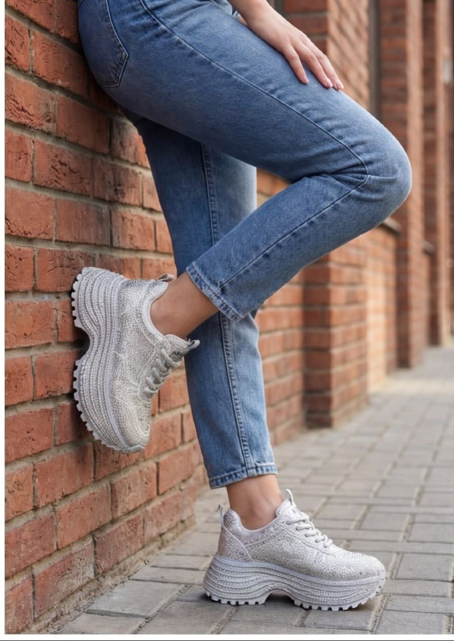 кроссовки balenciaga женские,,женские кроссовки,женские кроссовки balenciaga блестящие со стразами,кроссовки со стразами