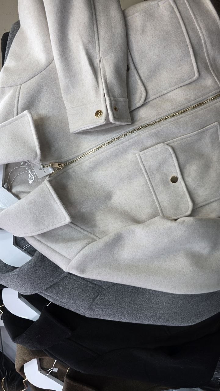 повседневная куртка,укороченная куртка букле zara,куртка модная,куртка теплая,куртка