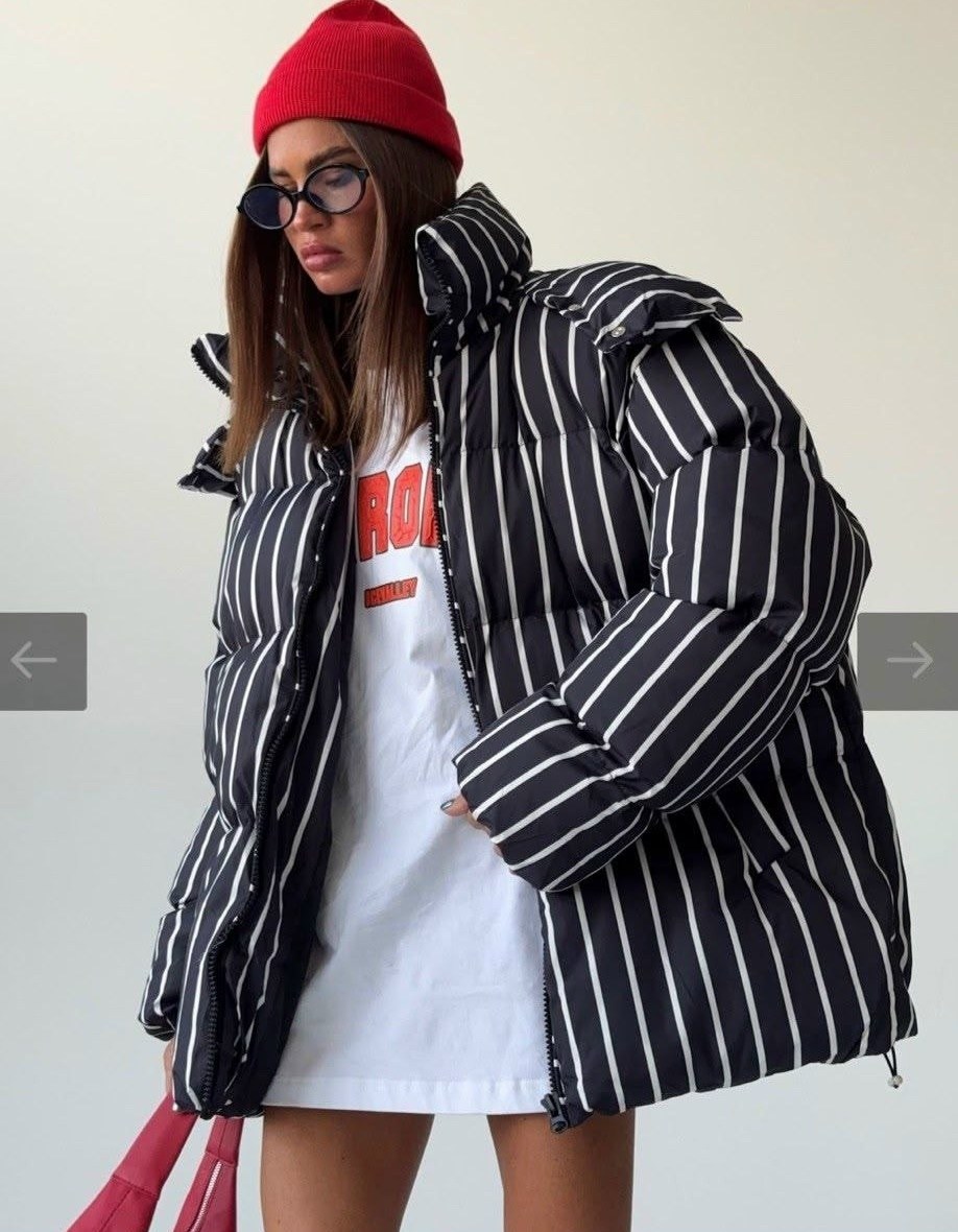 куртка зимняя женская,куртка в полоску,трендовая куртка в полоску,женская куртка,пуховик в полоску