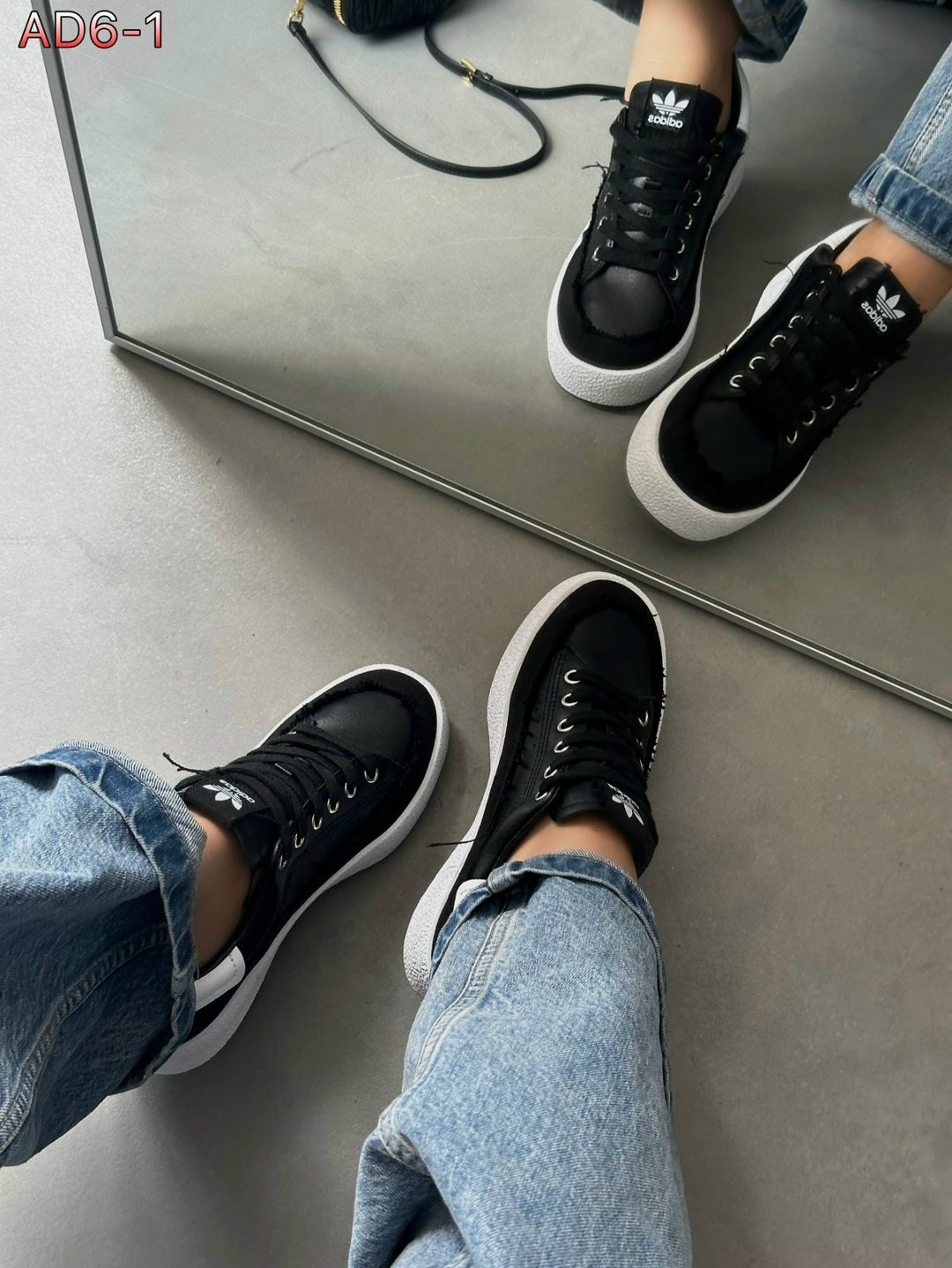 ,кроссовки adidas,кроссовки женскиe,спортивная ,замшевые кроссовки