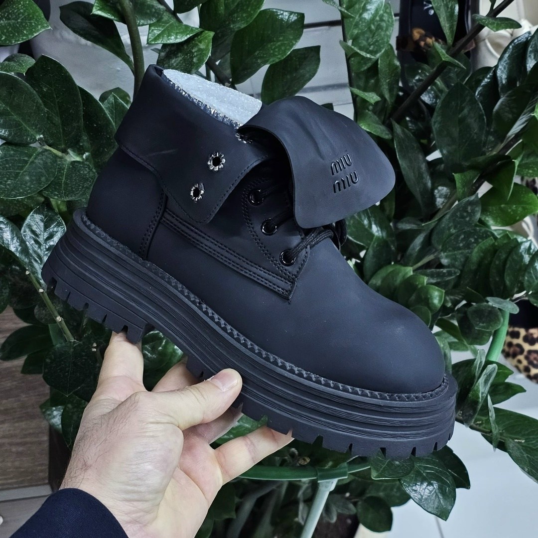 ботинки замшевые miu miu,ботинки миу миу натуральные замшевые miu miu,ботинки miu miu,ботинки женские miu miu,ботинки миу миу натуральные замшевые