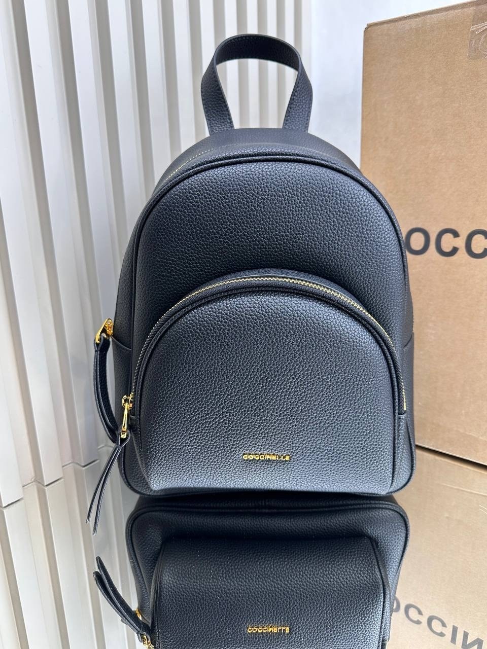 рюкзак coccinelle,женские рюкзаки,рюкзак,кожаные рюкзаки,рюкзаки рюкзаки