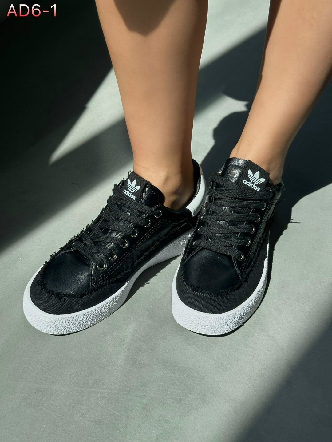 ,кроссовки adidas,кроссовки женскиe,спортивная ,замшевые кроссовки