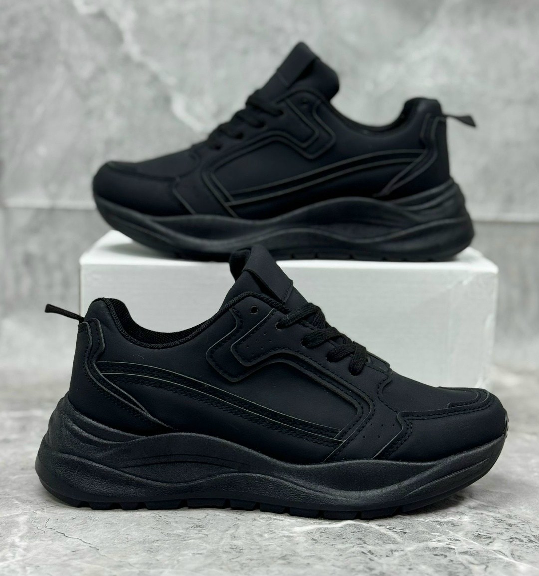 ,женские кроссовки,черные кроссовки,кроссовка,черные кроссовки женские