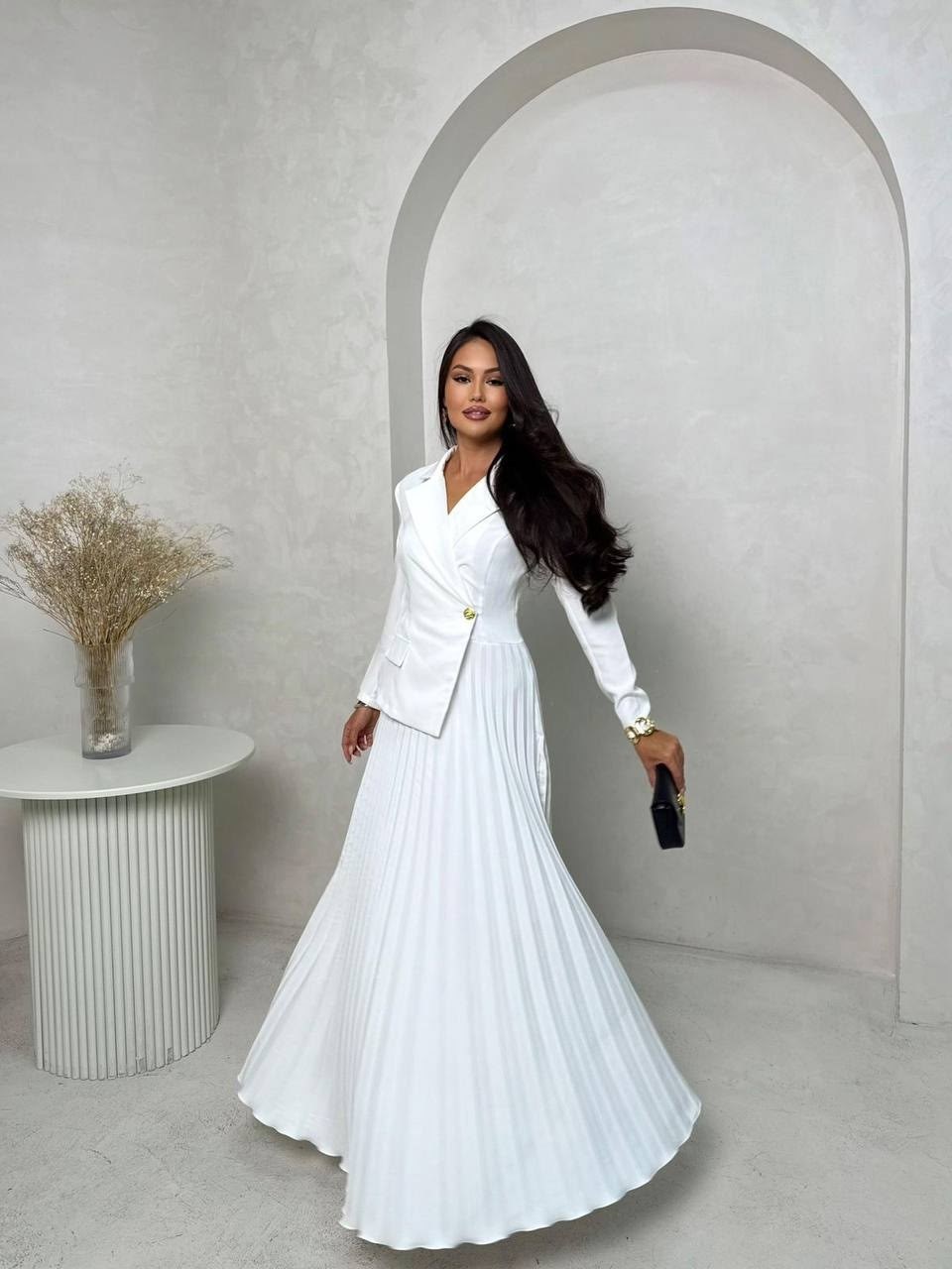 элегантное платье,женское плиссированное платье с,платье стильное,длинное платье,белое платье с плиссированной юбкой