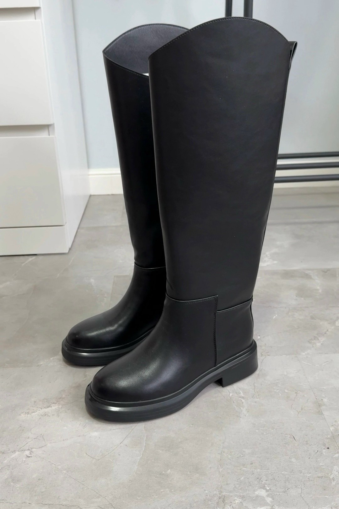 сапожки фенди,женские демисезонные сапоги,женские сапоги,сапоги демисезонные,сапоги высокие