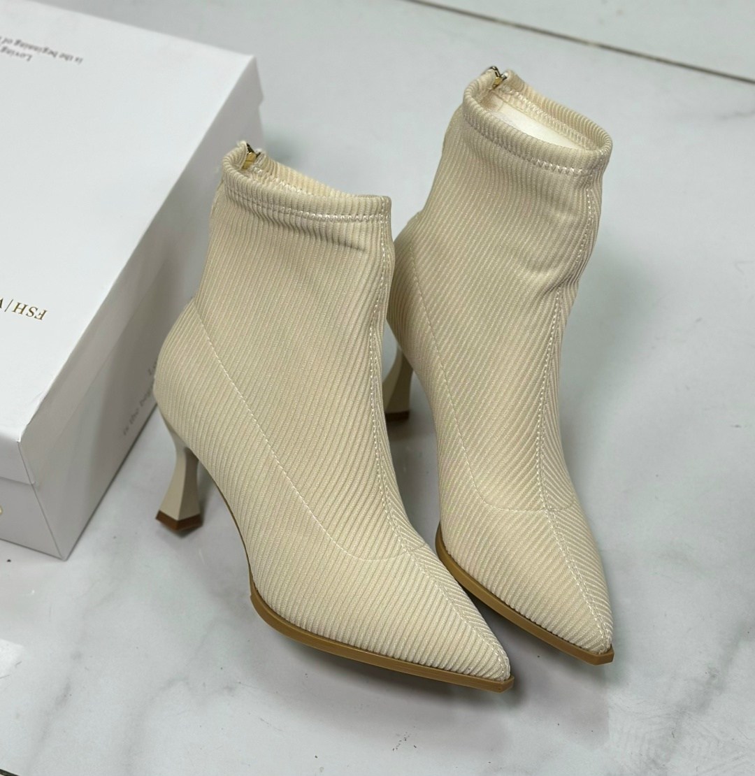 ,женские ботильоны,стильные ботильоны,женские ботильоны с острым носком,ботильоны весенние