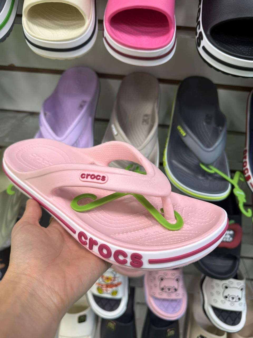 crocs bayaband flip,crocs шлепанцы,шлепанцы crocs bayaband,сланцы crocs,