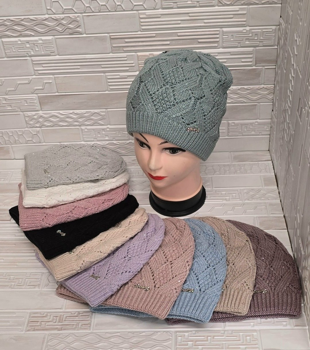 вязаная шапка женская,вязаная шапка,шапка спицами для женщин,шапочка вязаная,шапка для девочки спицами