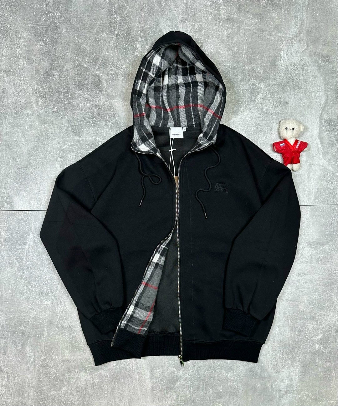 худи burberry,куртка burberry,burberry зип худи,жакет burberry,кофта burberry