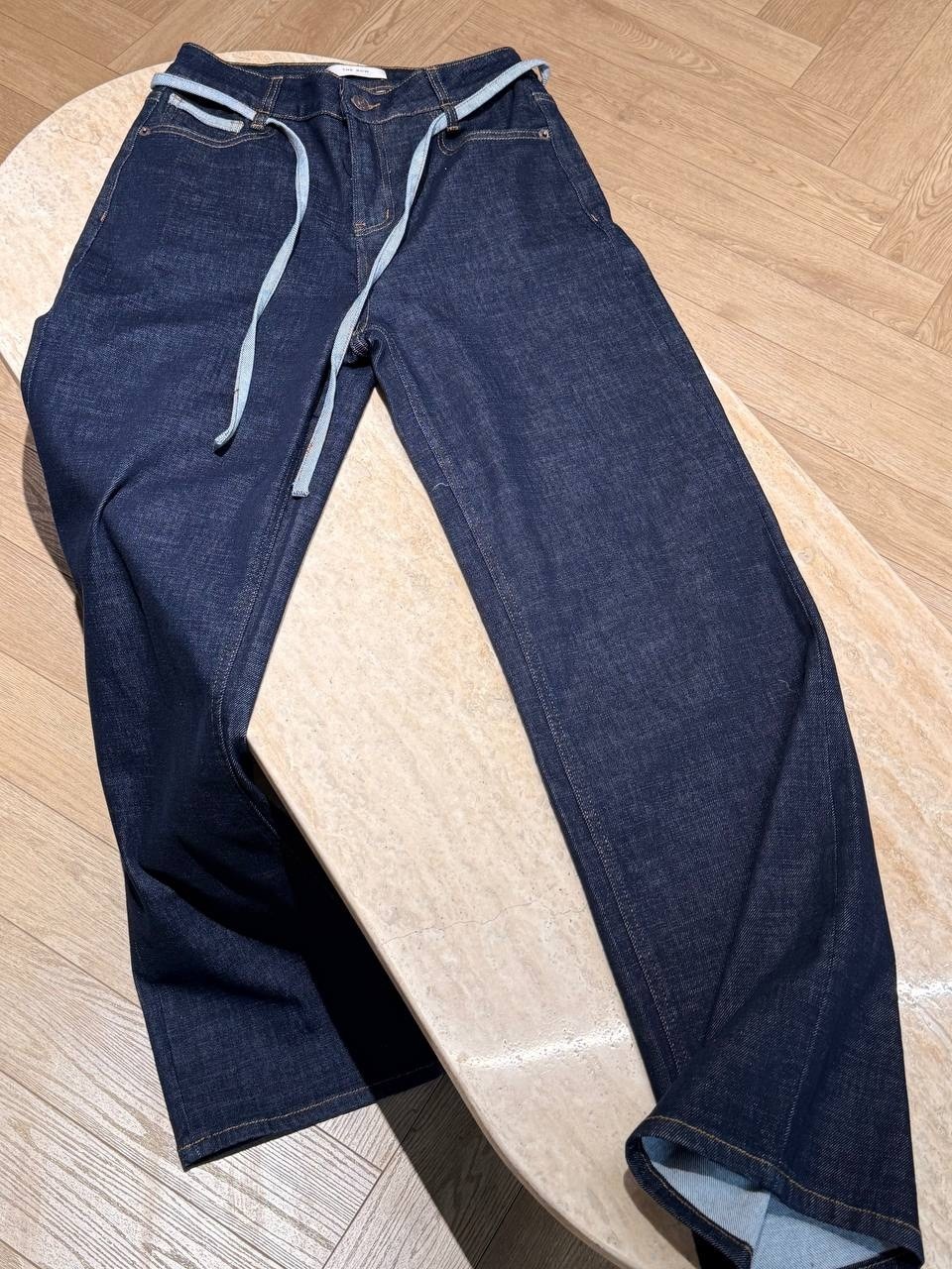 джинсы модные,стильные джинсы,джинсы женские,джинсы брюки,джинсах