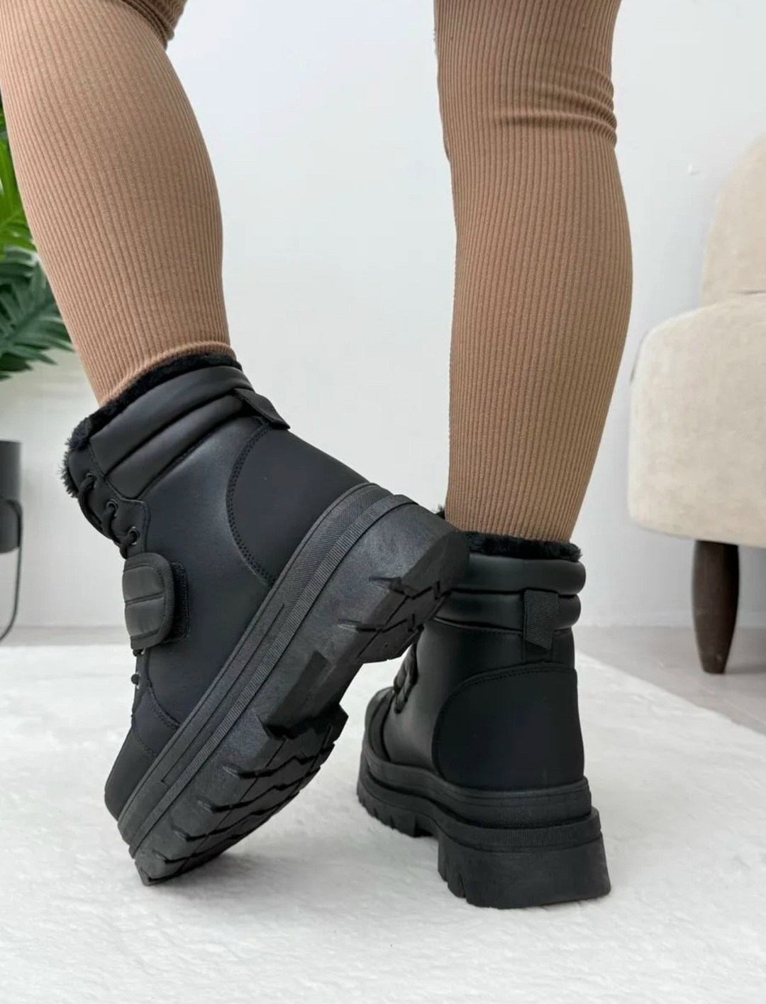 ,ботинки зимние,стильные ботинки,ботинки на платформе,берцы прада