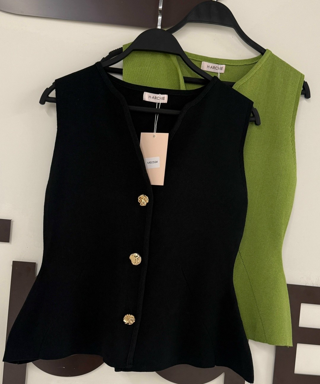 жилет зеленый,жилет приталенный,жилет женский,жилетка женская,вязаные жилеты