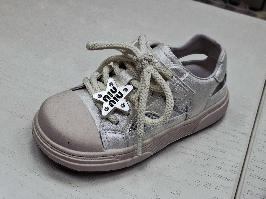 ,кроссовки кеды,кеды со стразами,спортивная ,брендовая