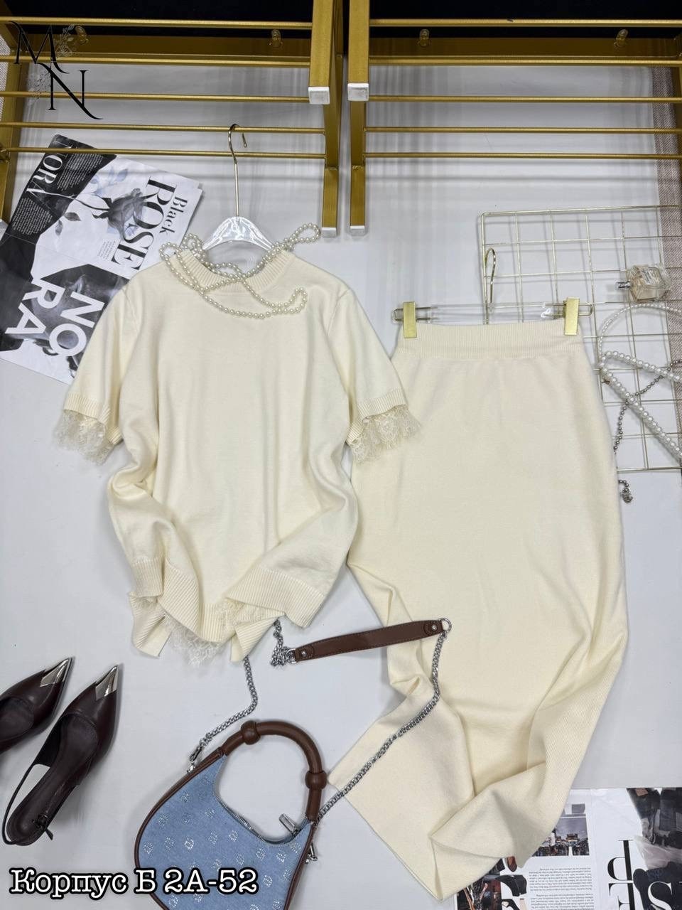 женский костюм,платье женская,женский костюм с юбкой,женский трикотажный костюм с юбкой,платье с кружевом