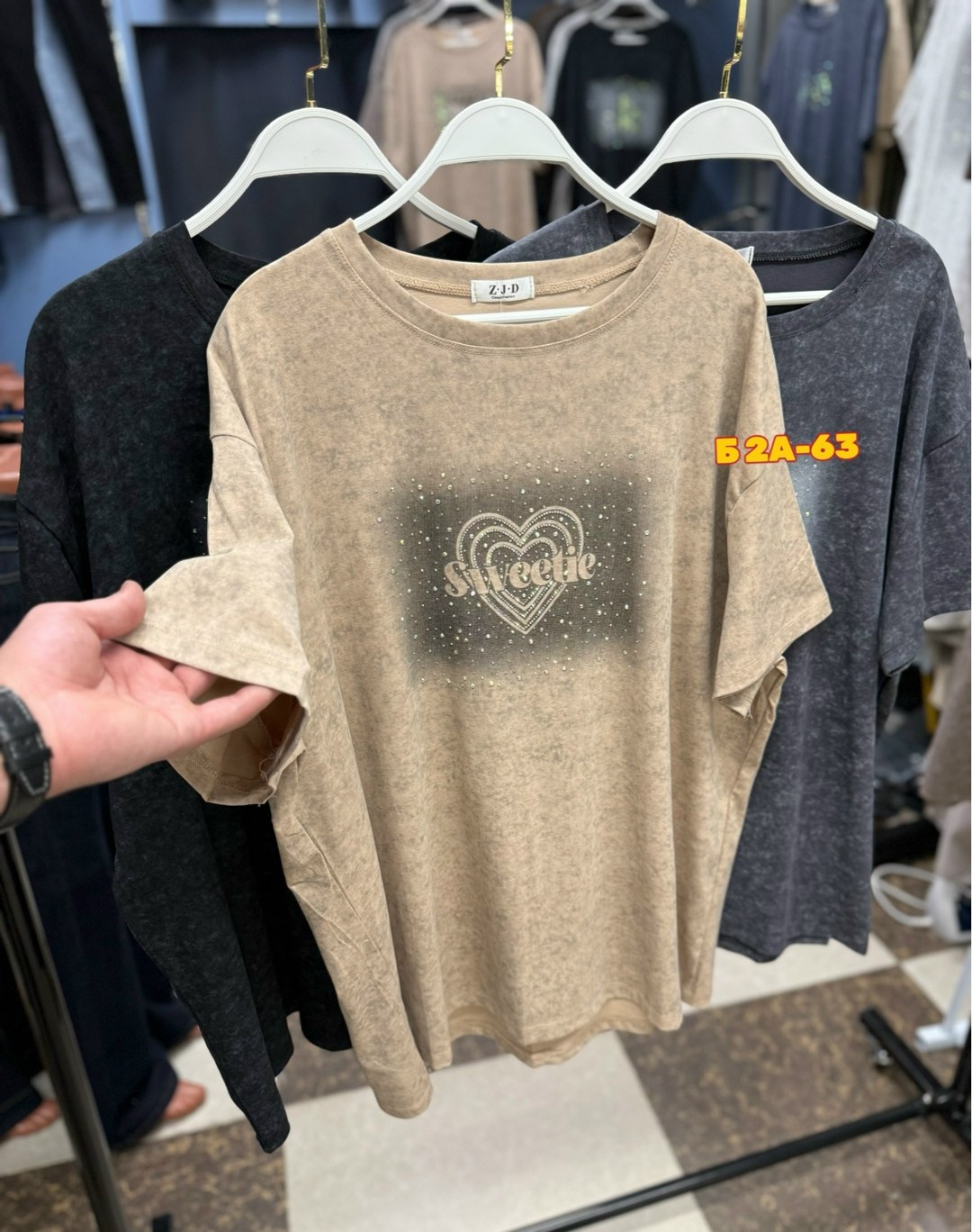 футболки женские больших размеров,футболка больших размеров для женщин,футболки женская,футболки большие размеры со стразами,футболка оверсайз женская