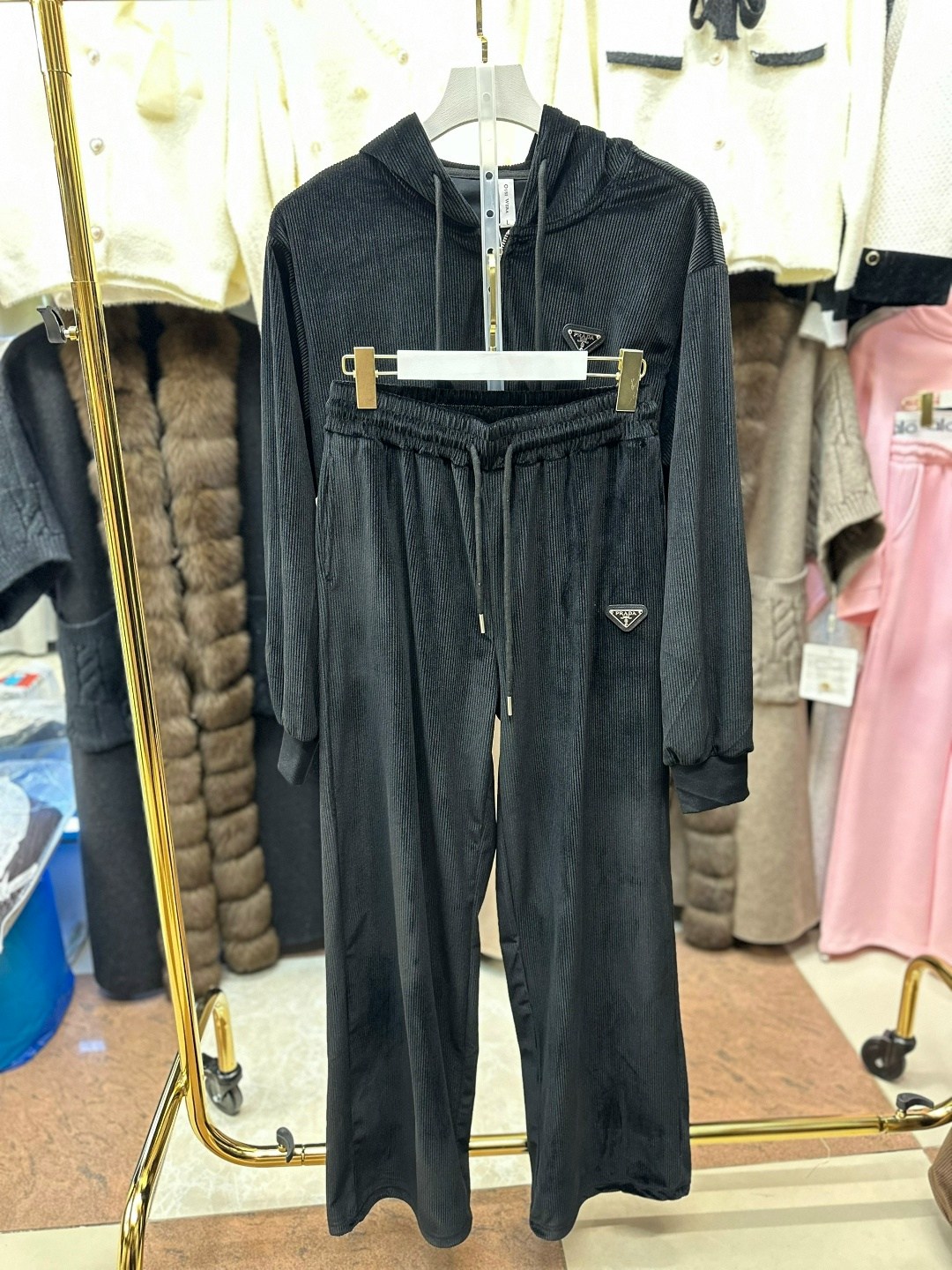 костюм спортивный велюровый,женский велюровый костюм,костюм велюровый,велюровый спортивный костюм женски,спортивный костюм женский велюровый