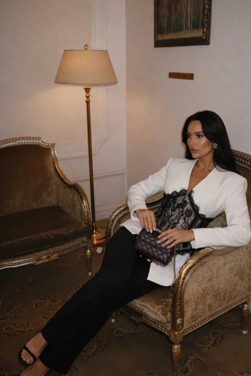 жакет с кружевом,жакет кружевной,жакет,жакет со стразами