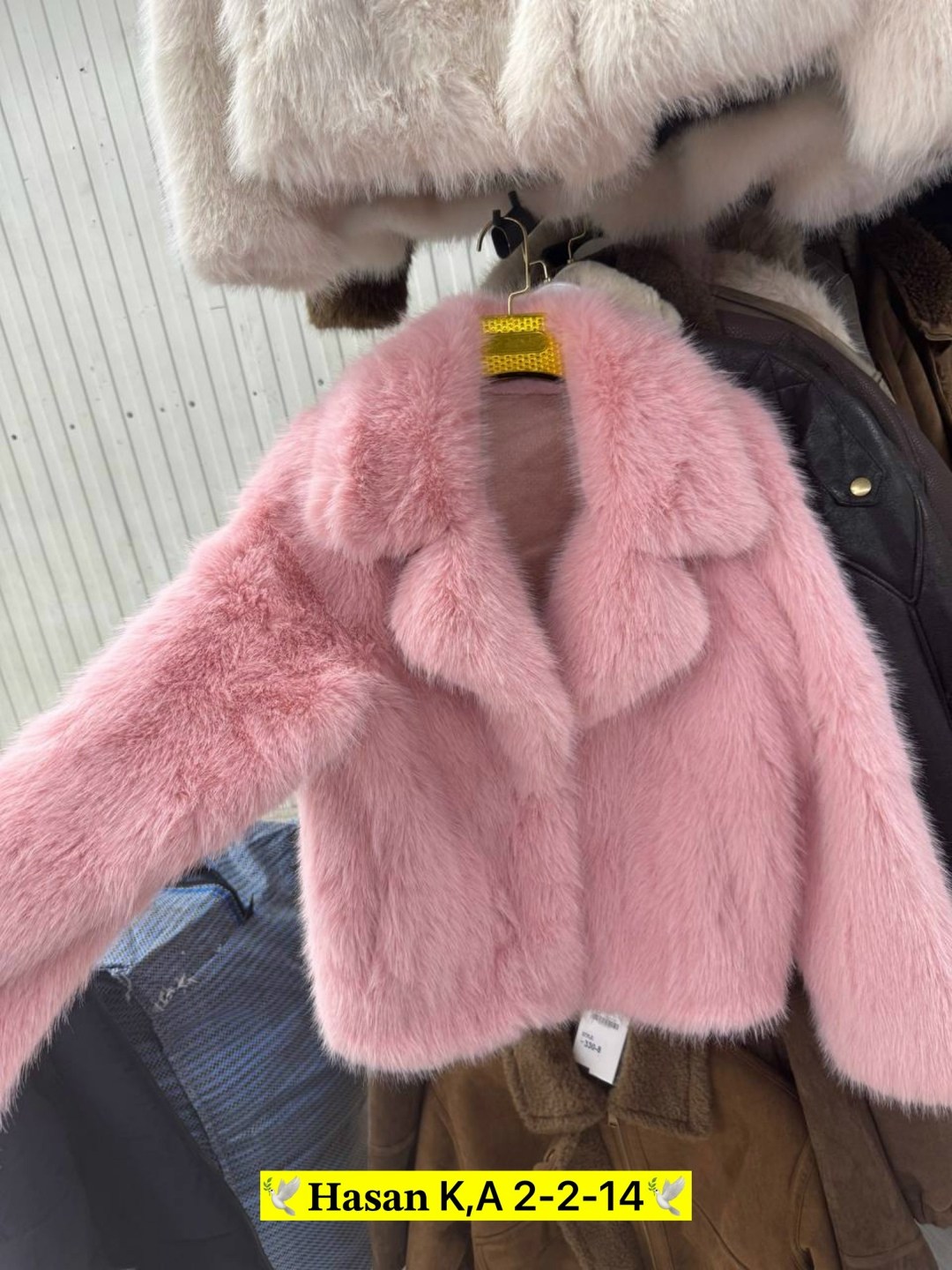розовая шуба натуральный мех,женская шуба,шуба искусственная,розовая шуба,меховая куртка