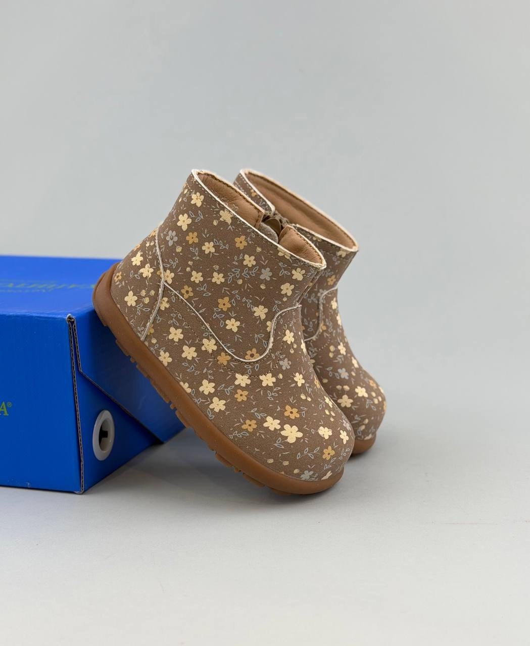 детские ботинки,ботинки сказка демисезонные для девочки,,детская ,угги детские