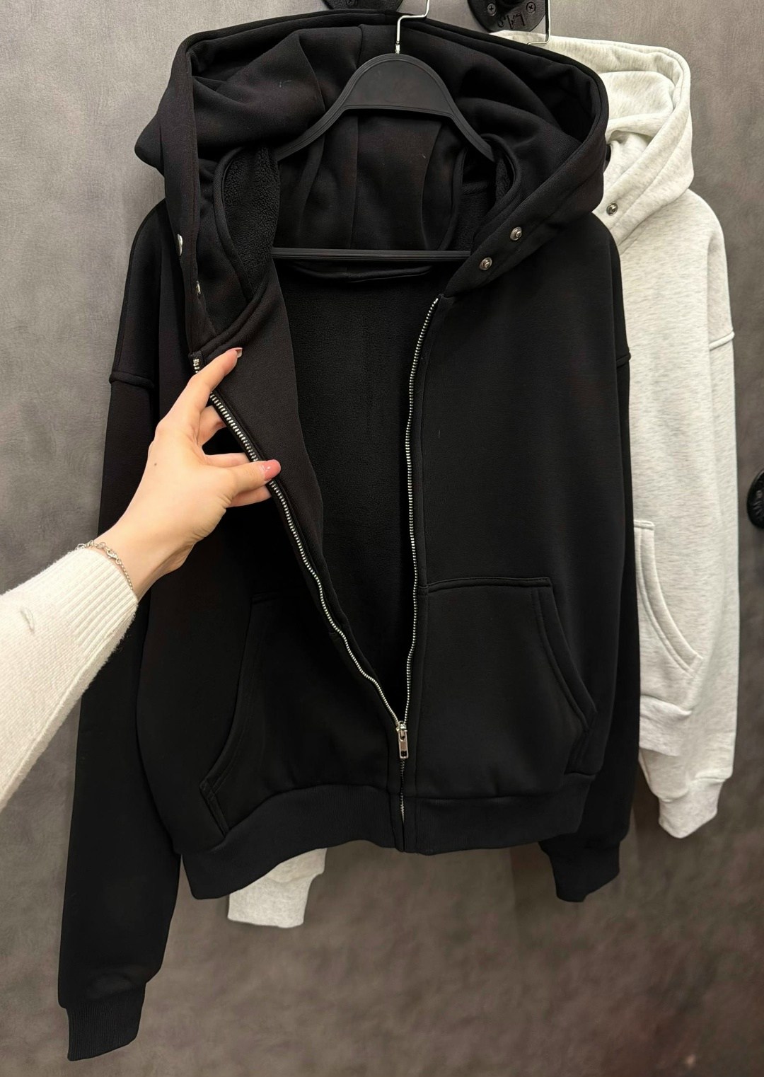 одежда для парней,одежда стили,мужская флисовая толстовка с капюшоном,мужской стиль