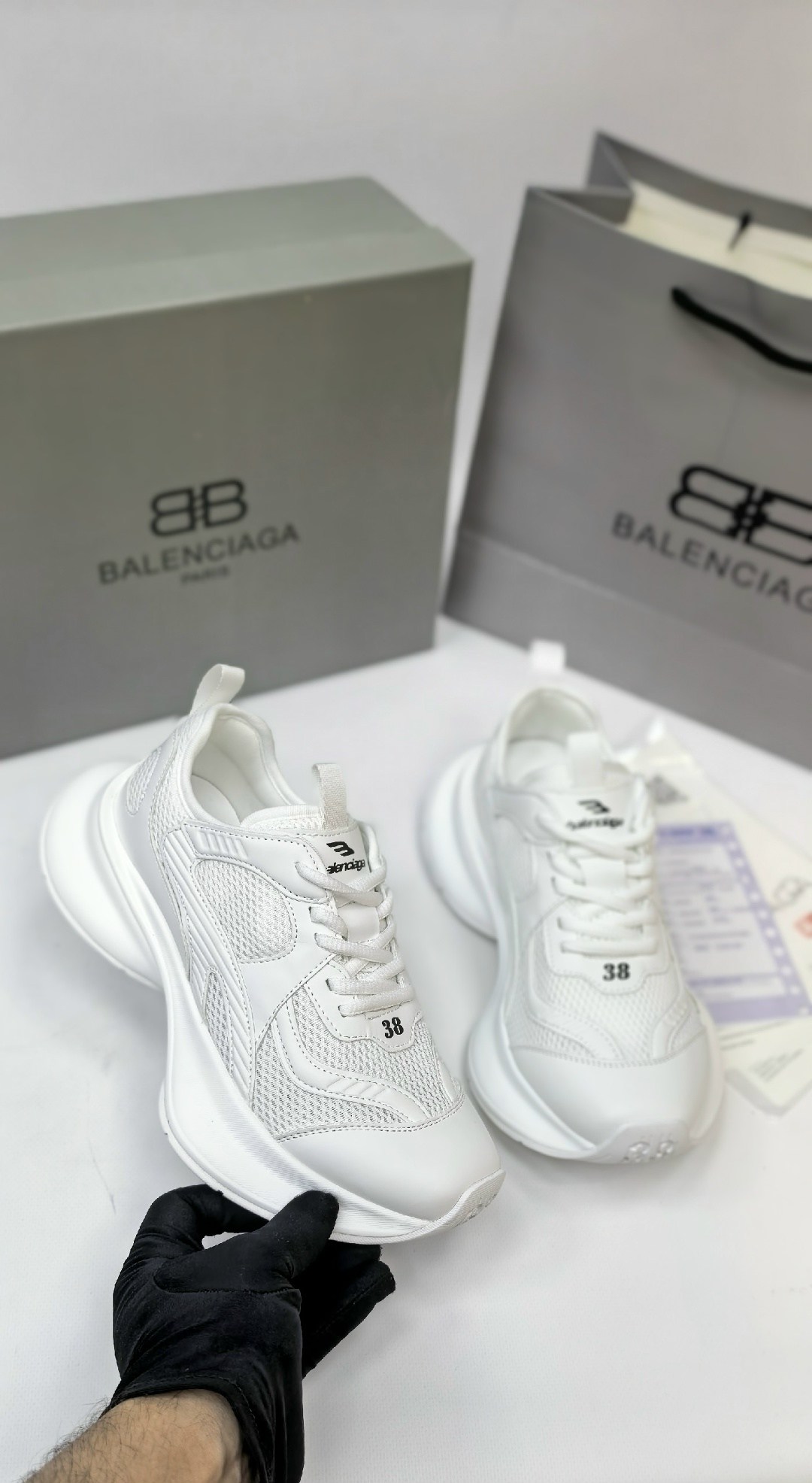 кроссовки женские balenciaga,кроссовки balenciaga,кроссовки баленсиага женские оригинал,кроссовки баленсиага женские,кроссовки balenciaga triple s