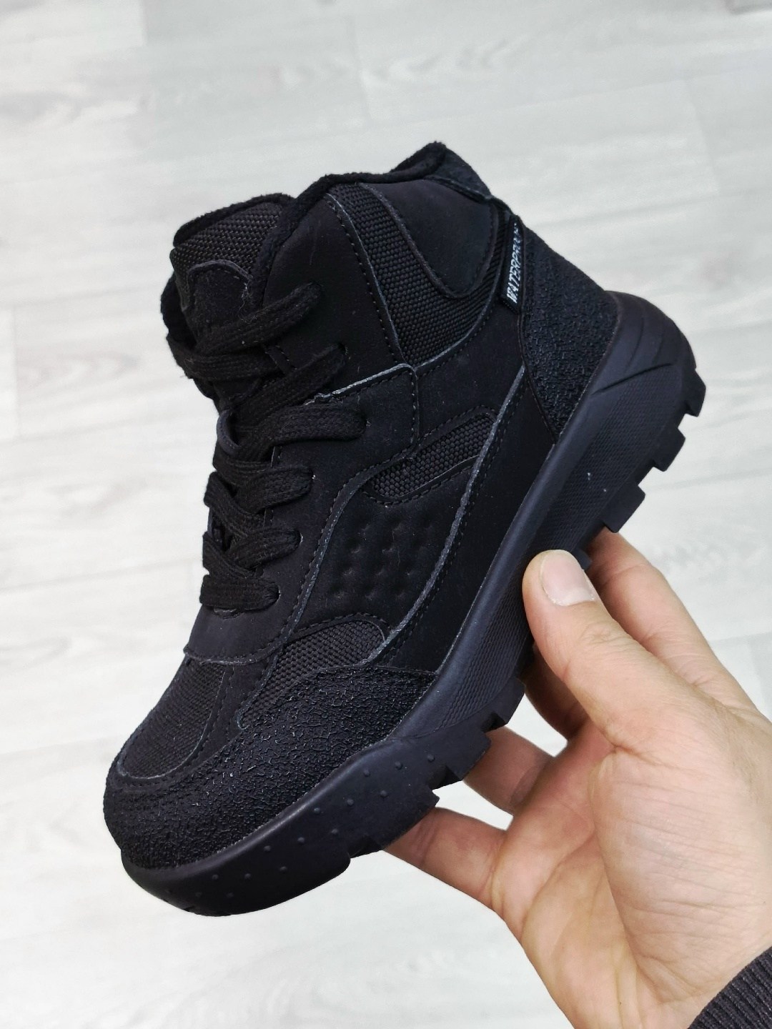 ,зимние кроссовки ботинки подростковые р. 36-41,ботинки для мальчика,ботинки детские,демисезонная