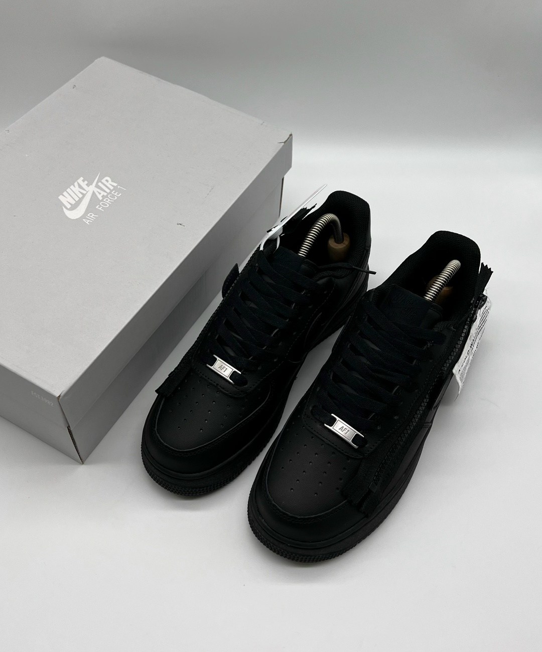 air force 1 black,nike air force 1,nike air force 1 `07 se black,nike air force 1 shadow,кросcовки nike air force 1 shadow