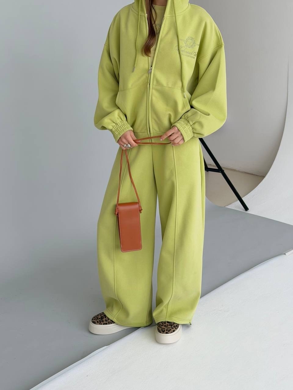 стильные костюмы,спортивный костюм,костюм спортивный женский,костюм на флисом,женские костюмы