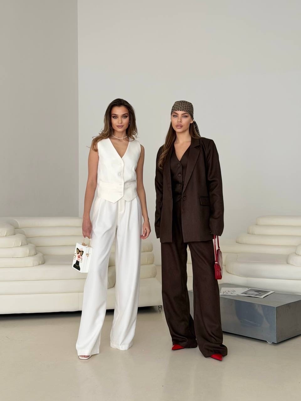 костюм брючный деловой с жилетом luxe allure,брючный костюм,костюм женский брючный,брючный костюм белый,брючный костюм женский офис