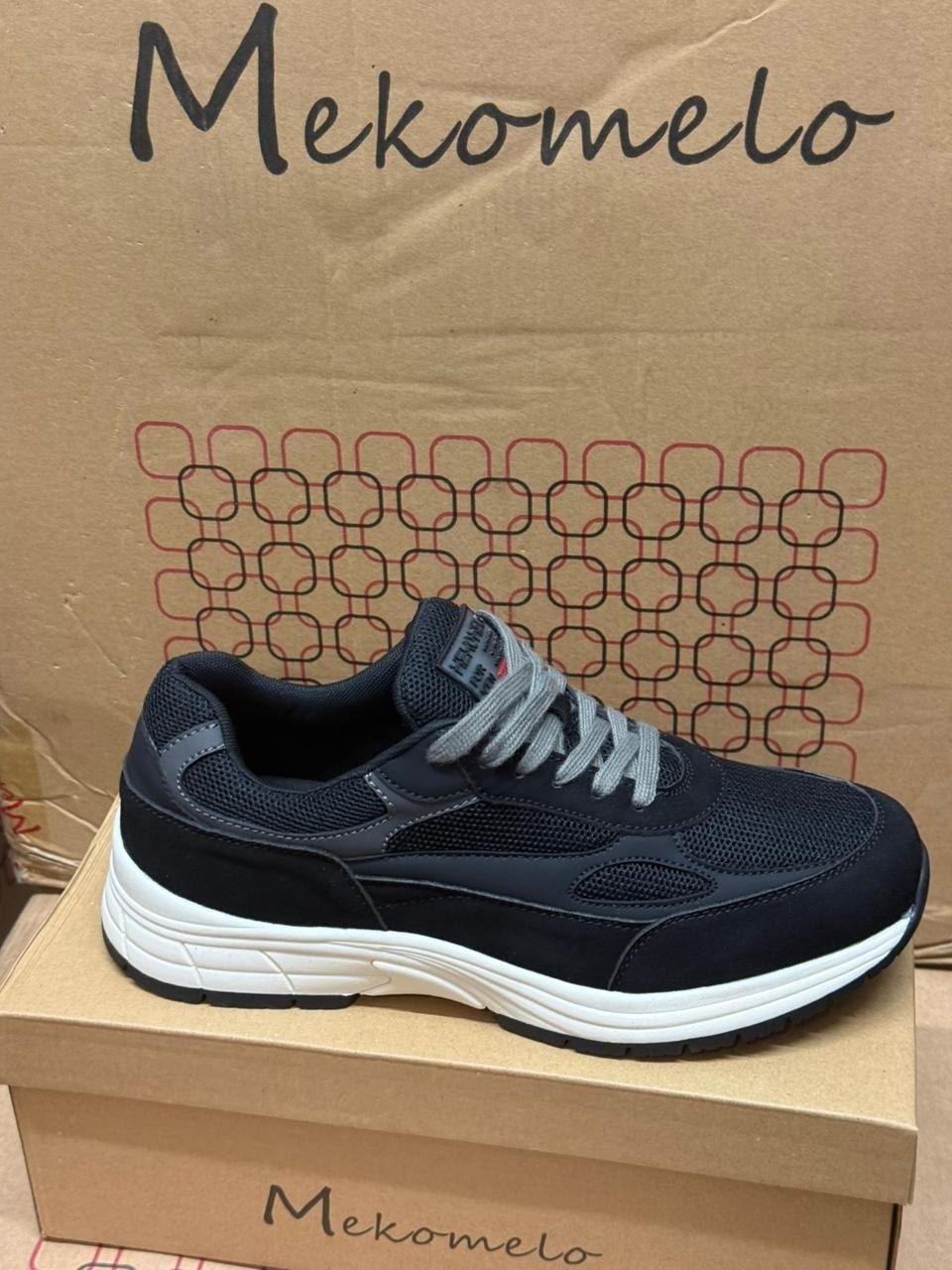 ,кеды замшевые,обуви,замшевые кроссовки,слипоны мужские