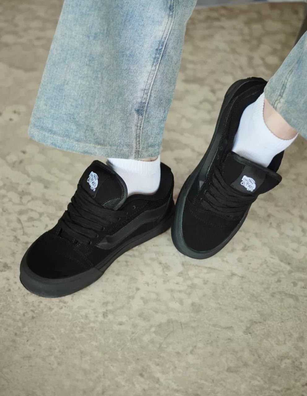 ,черные кроссовки,vans knu skool черные,вансы черные,кеды мужские vans knu skool черные