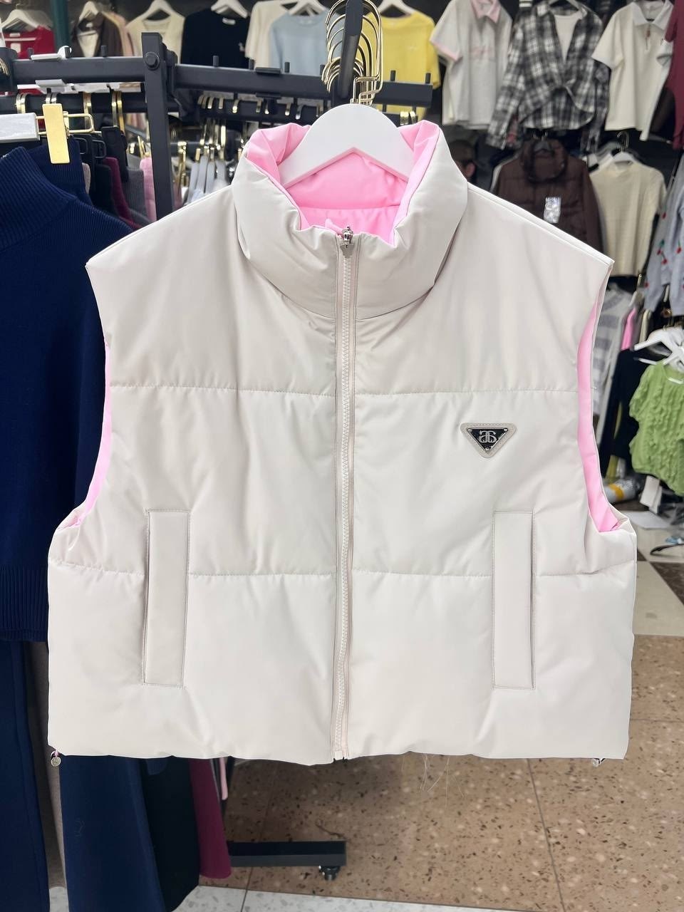 жилетка женская,жилетка,стильная жилетка,жилетка укороченная,демисезонная жилетка