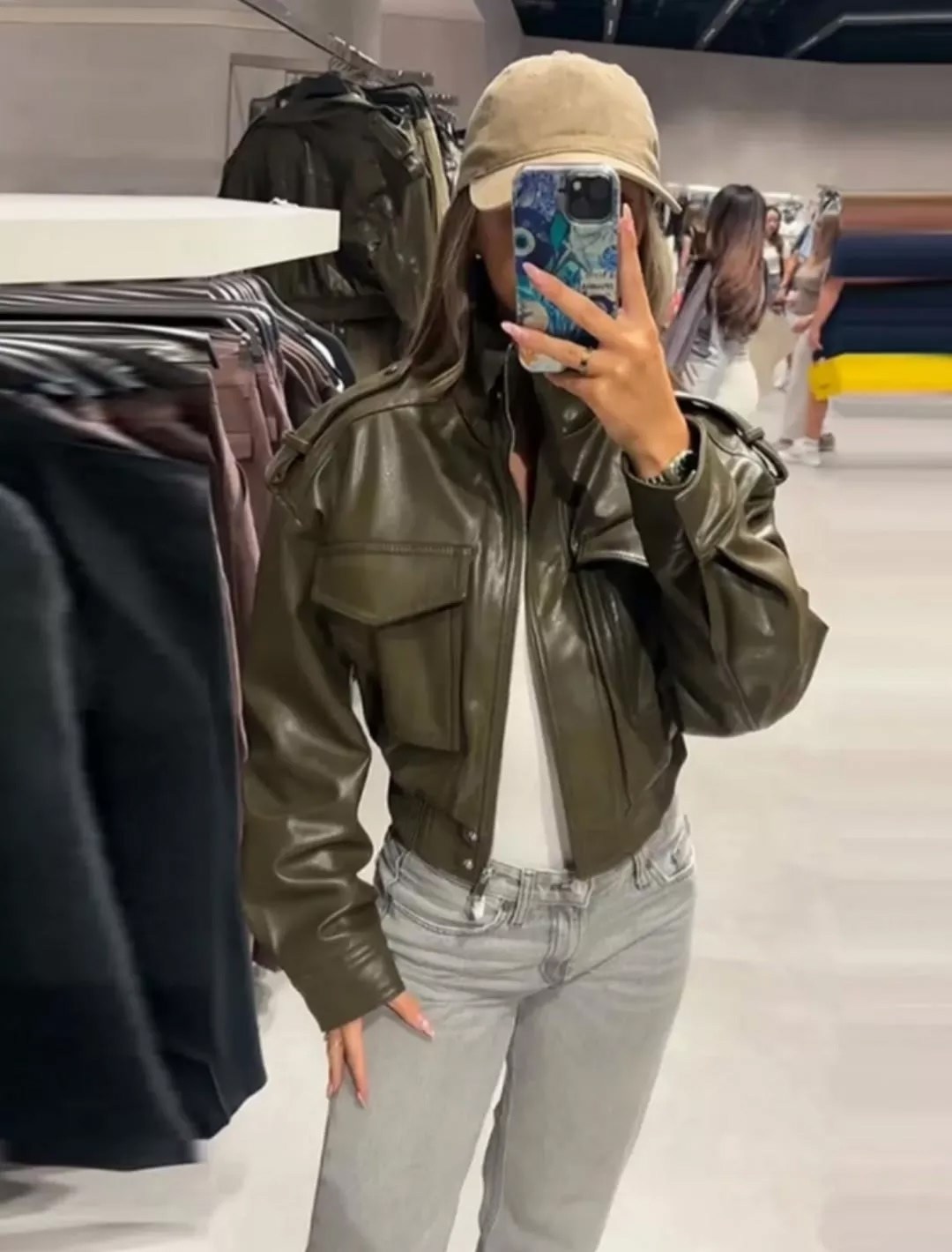 куртка кожаная,женская кожаная куртка,женская куртка-бомбер из искусственной кожи,куртка косуха,косуха кожаная куртка