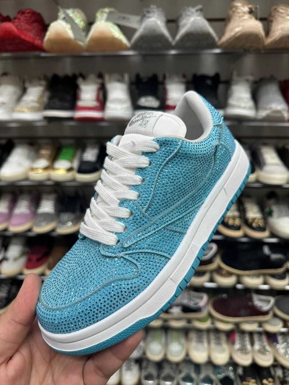 кроссовки,женские кроссовки,кроссовки со стразами,модные кроссовки,повседневные кроссовки