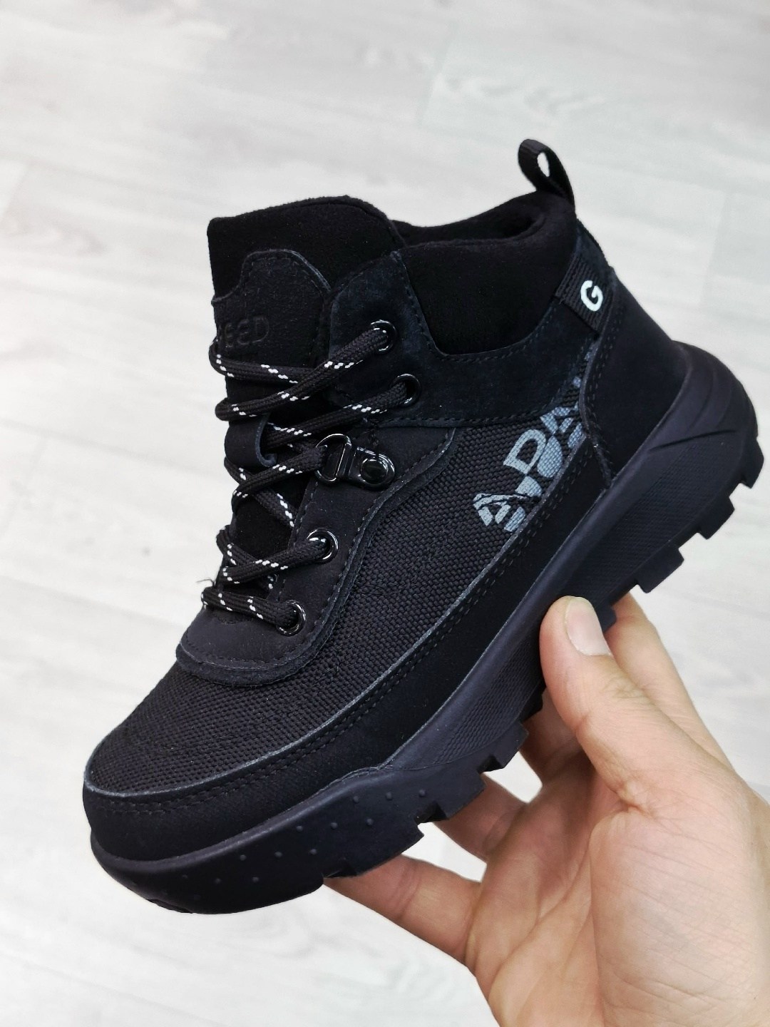 ,зимние кроссовки ботинки подростковые р. 36-41,ботинки для мальчика,ботинки детские,демисезонная