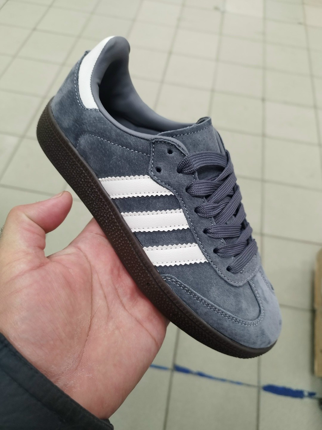 кроссовки замшевые,,кроссовки замшевые натуральные,кроссовки рибок женские замшевые,кеды кроссовки замшевые