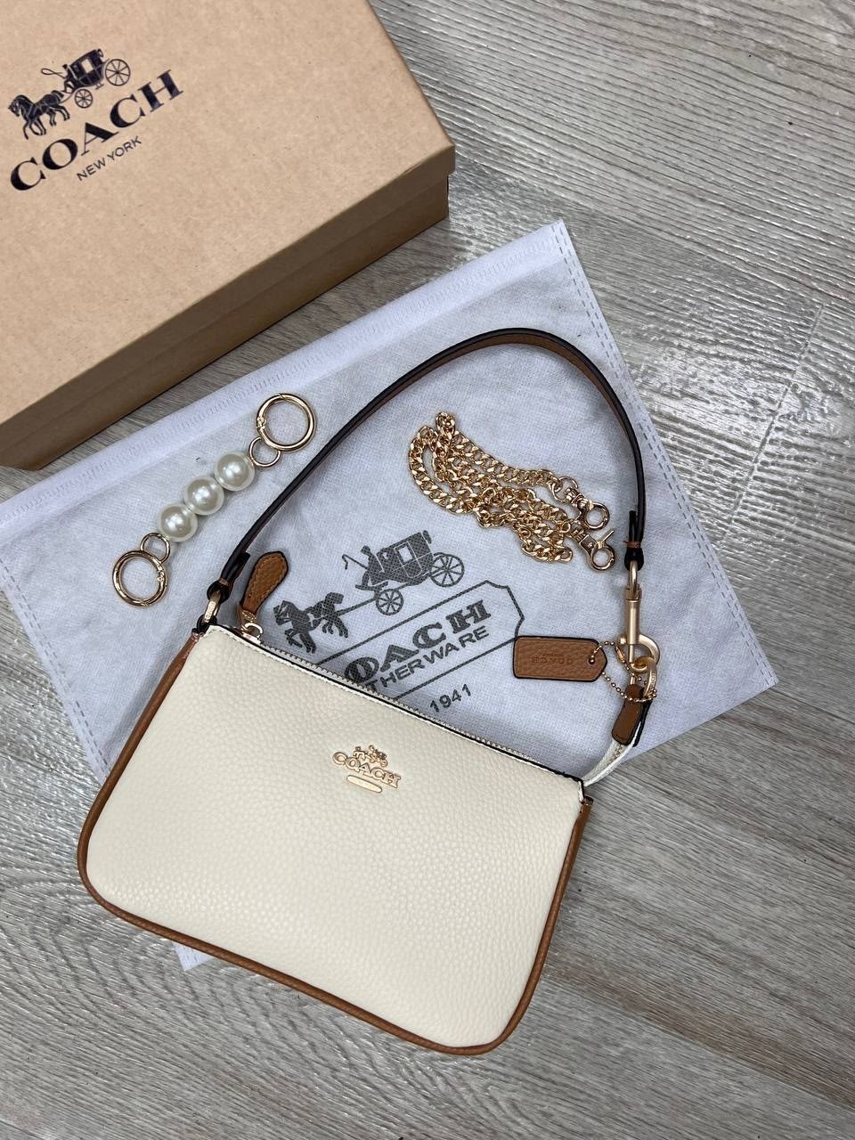 сумка coach,брендовая сумка через плечо coach,coach сумка женская,coach handbag,coach сумка на плечо