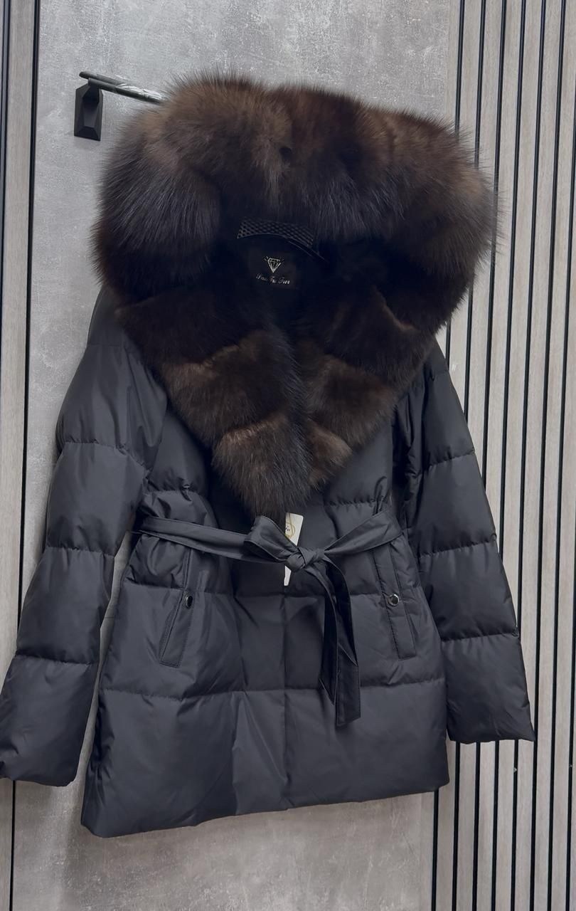 пуховик женский с натуральным мехом,пуховик с натуральным мехом,стильные пуховики с мехом,пуховик с натуральным мехом furs lux,зимние куртки и пуховики
