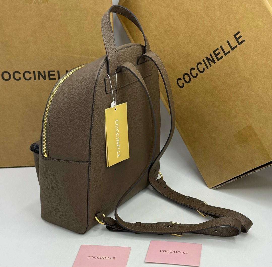 рюкзак coccinelle,женские рюкзаки,рюкзак,кожаные рюкзаки,бежевый рюкзак